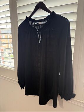 Old Navy Black Long-Sleeve Peasant Blouse - Women Tops